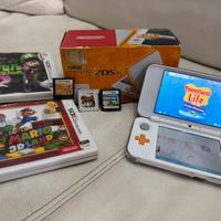 Nintendo 2DS XL