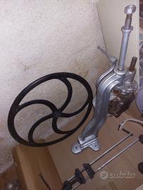 trapano manuale a colonna vintage