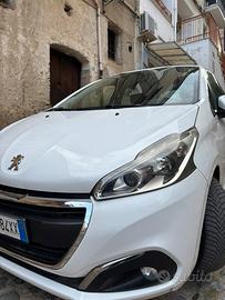 Peugeot 208 1.2
