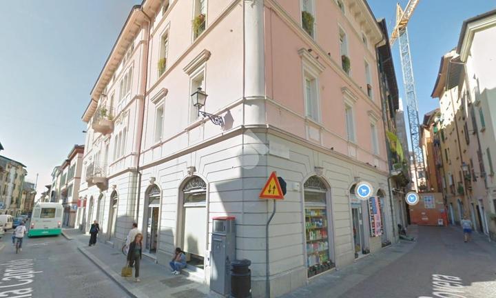 NEGOZIO A BRESCIA
