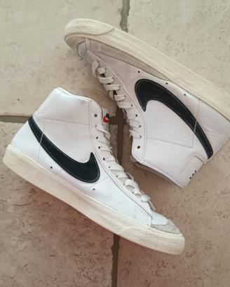 Nike Blazer Mid