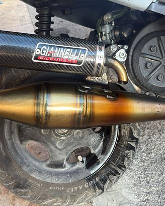 Vaendo marmitta shot v4 piaggio
