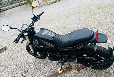 Benelli Leoncino 500 Classic Stradale