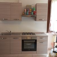 cucina modello a parete 