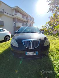 Lancia y 1.3 mjet intera o a pezzi 