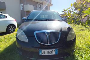 Lancia y 1.3 mjet intera o a pezzi 