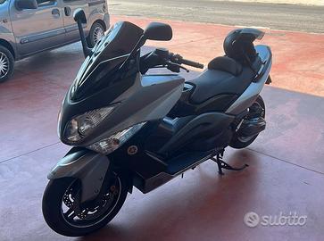 Yamaha TMax 2009