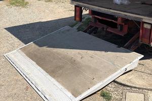 Sponda idraulica Dhollandia Iveco Daily 3.5T