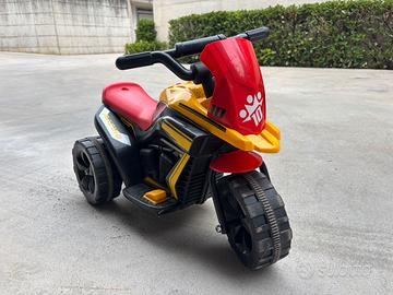 Moto elettrica Trimoto Racing per bambini