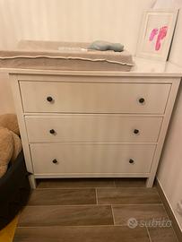 Cassettiera ikea hemnes