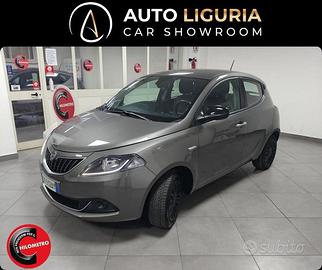 Lancia Ypsilon 1.0 FireFly 70cv Hybrid Silver