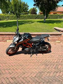 KTM 125 Duke