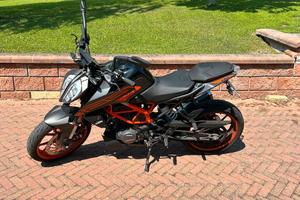KTM 125 Duke