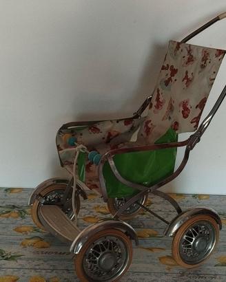 Passeggino vintage per bambole