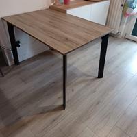 TAVOLO CUCINA INTERNO