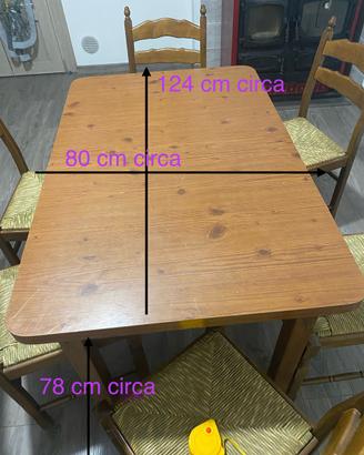 Cucina in leglo noce (elettrodomestici) tav/sedie