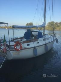 Barca a vela motor sailer