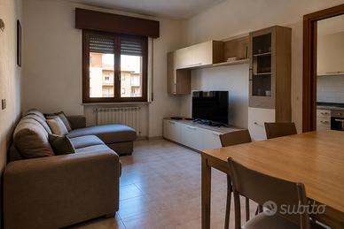 Trilocale con balcone a Missaglia (LC) | Arredato
