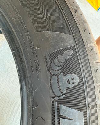 Michelin Primacy 4 – 205/55 R16 – 30 €