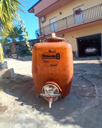 Damigiana in vetroresina per vino