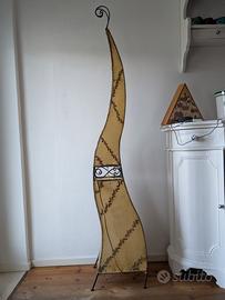 Lampada etnica da terra in pelle