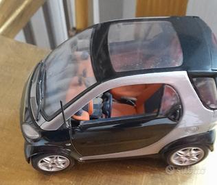 smart modellino 1:18  maisto 
