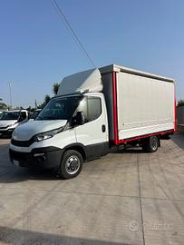 Iveco Daily 35-150 Centinato con Sponda Idraulica