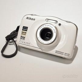 Nikon Coolpix W100 compatta digitale 13.3mp
