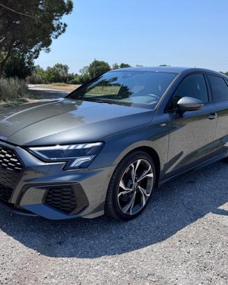 Audi A3 SPB 40 TDI quattro S tronic line edition