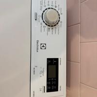 Lavatrice elextrolux carico dall’alto