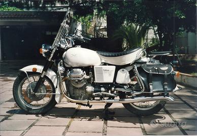 Moto Guzzi V7 - 1974