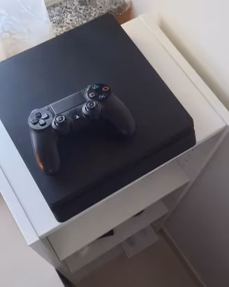 PS4 Slim