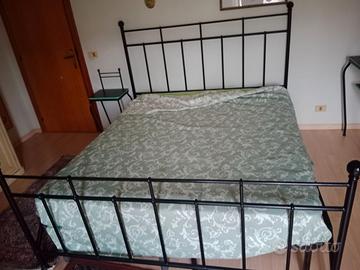 Camera da letto completa