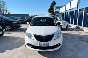 Lancia Ypsilon 1.2 69 CV 5 porte S&S Platinum
