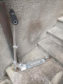 monopattino scooter