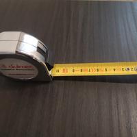 METRO A NASTRO FLESSOMETRO 