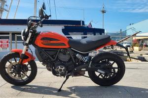 Ducati Scrambler 400 Sixty 2
