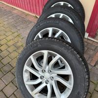 Cerchi in lega 235/60/18 land rover