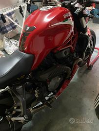 Ducati monster 821 2019