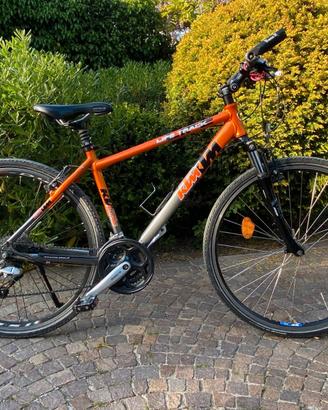 Bicicletta marca KTM