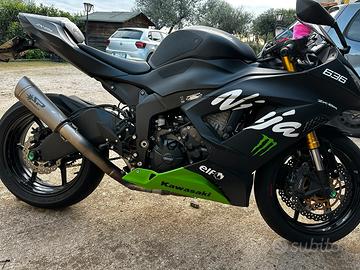 Kawasaki ZX6R anno 2013