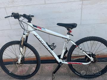 Bici da corsa CORRATEC MAYON
