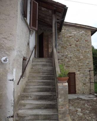 CIELO-TERRA CON GIARDINO DA RISTRUTTURARE