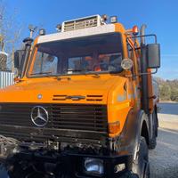 Unimog Mercedes