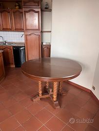 Tavolo rotondo