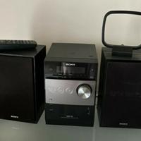 registratore SONY CD ,radio ,mp3 e due casse