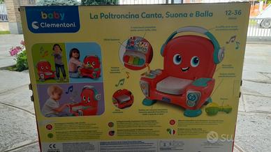 Poltroncina suona,canta, balla
