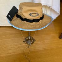 Cappello Oakley pescatore