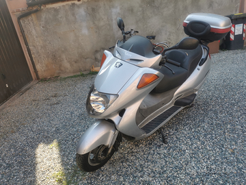 Scooter Peugeot SV 250