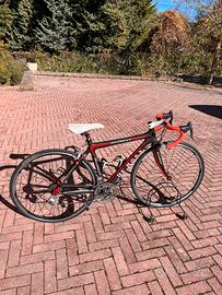 Bici da corsa taglia S in carbonio